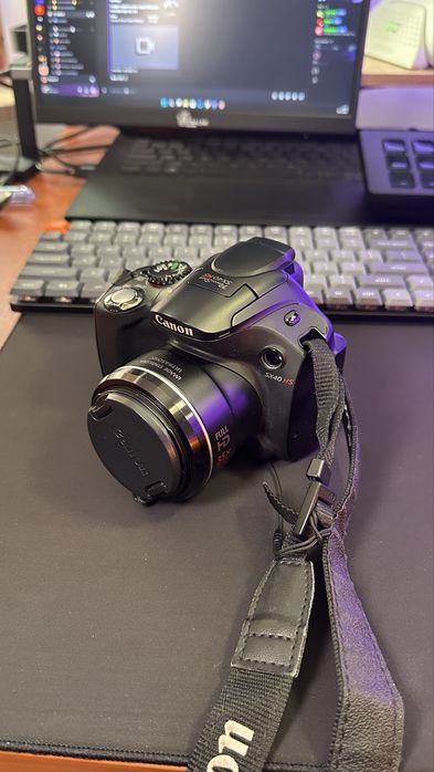 Canon PowerShot SX40 HS | 35x zoom | 12.1MP | Full HD | Super stan