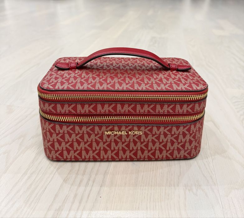 Косметичка - сумочка від Michael Kors
