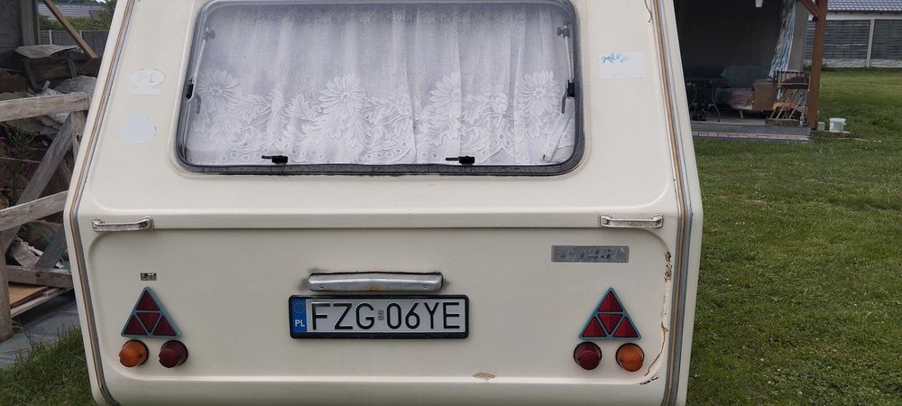 Przyczepa kempingowa Niewiadów N126E