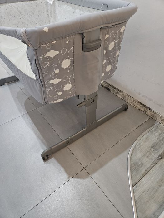 Łóżeczko dostawne Chicco Next2me + materac