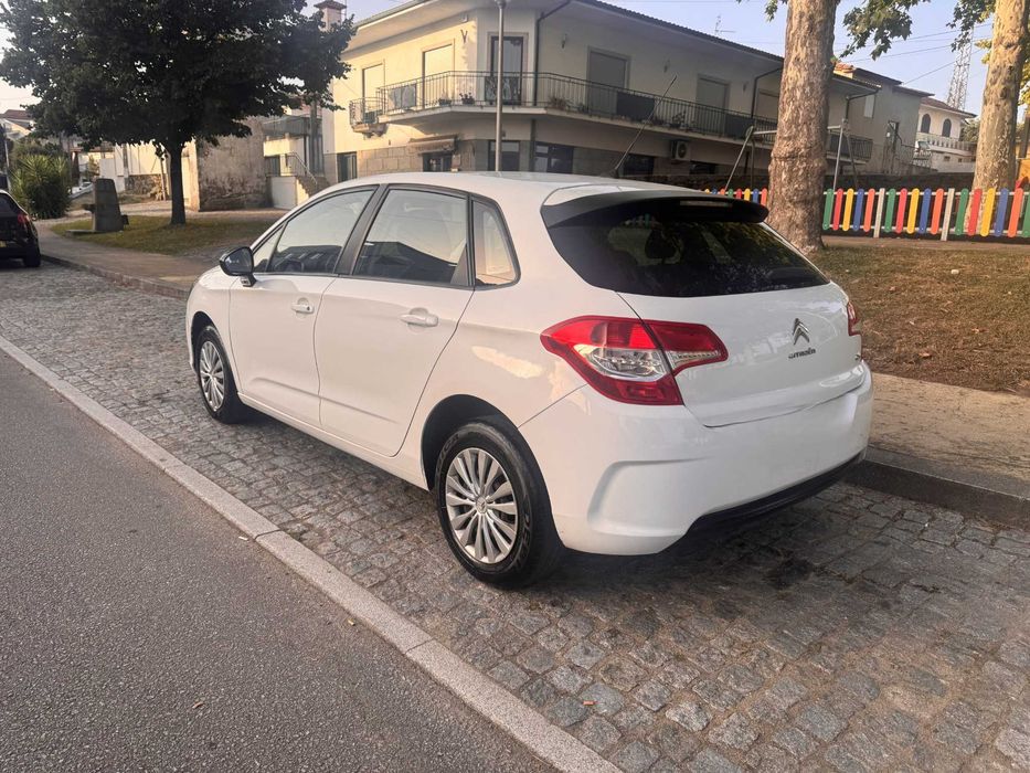 Citroën C4 — fotografia 3