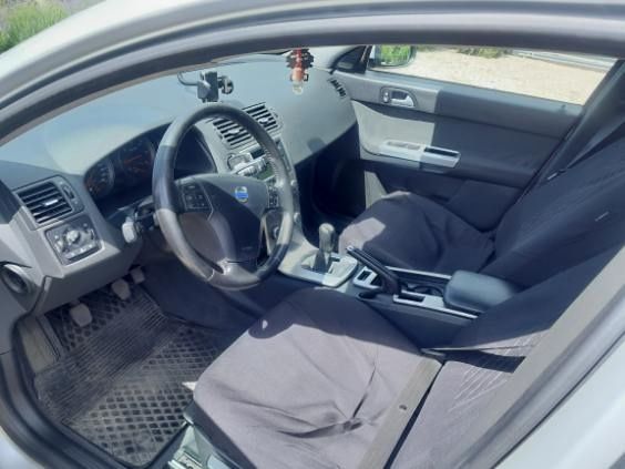 Volvo V50 kombi.