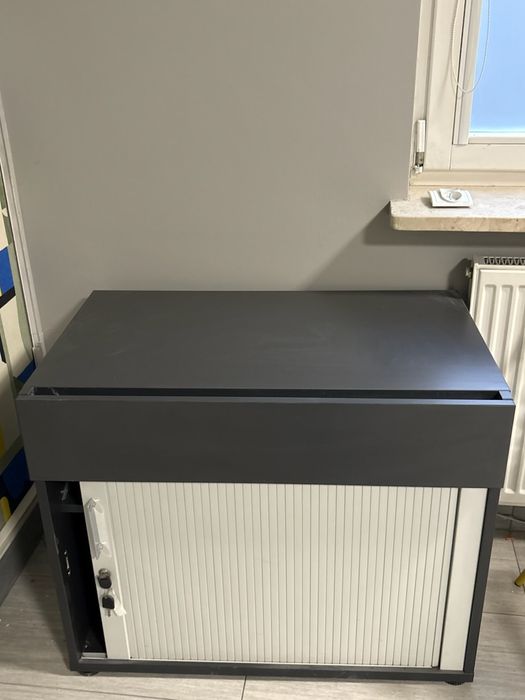 Szafka biurowa na dokumenty zamykana