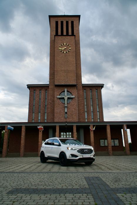 Auto samochód do ślubu Ford Edge / wynajem na imprezy okolicznościowe
