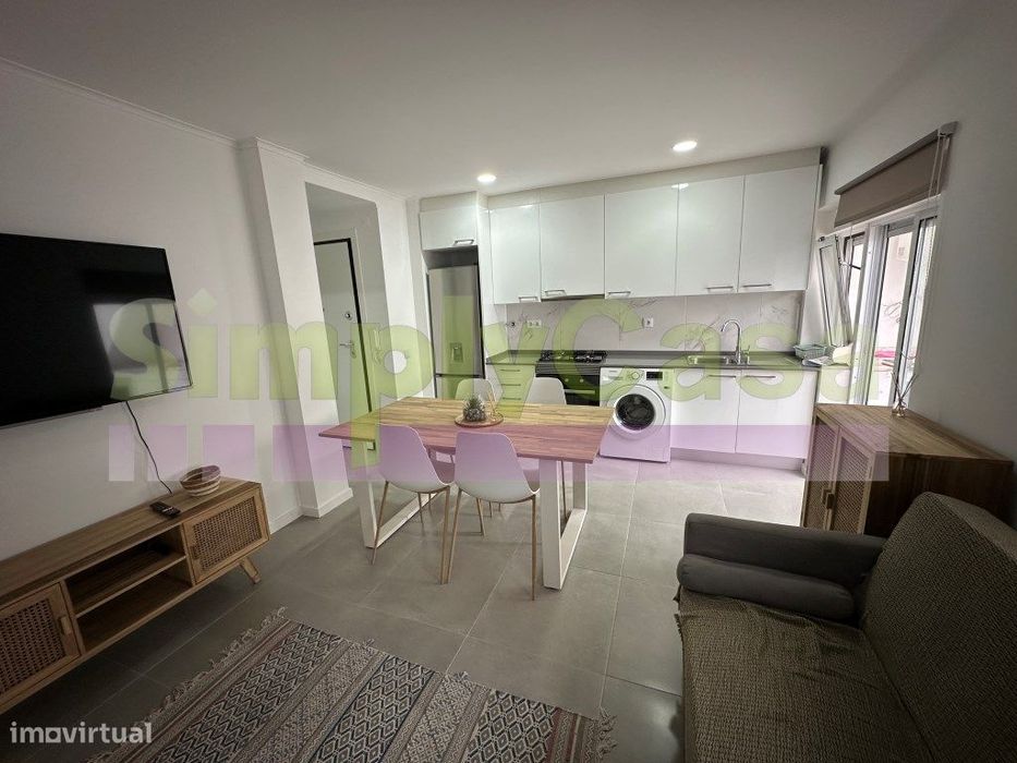 T1 Remodelado com Espaço Exterior - Baixa da Banheira — Baixa Da Banheira E Vale Da Amoreira, Setúbal