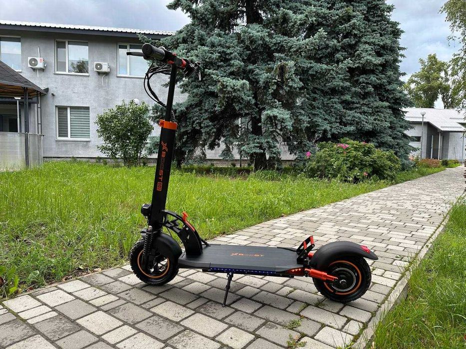 Електросамокати від прямого постачальника X-B00ST Scooter OO1 (800 Вт/15 Ампер), Електросамокат