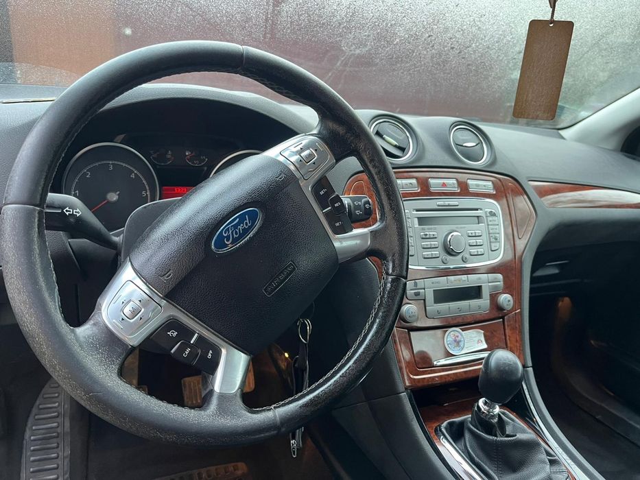 Sprzedam ford mondeo MK4 1.8 TDCi