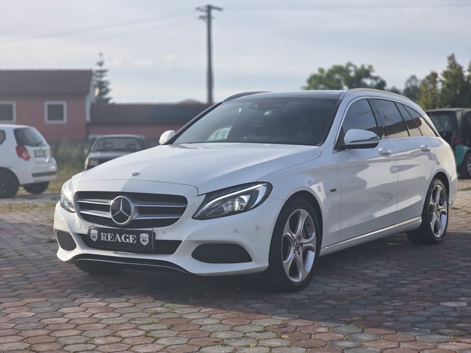 Mercedes-Benz Classe C 350e Plug-in Hybrid (Gasolina/Elétrico)