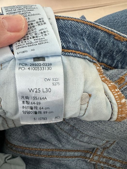 Жіночі джинси Levi’s pp25/30 оригінал