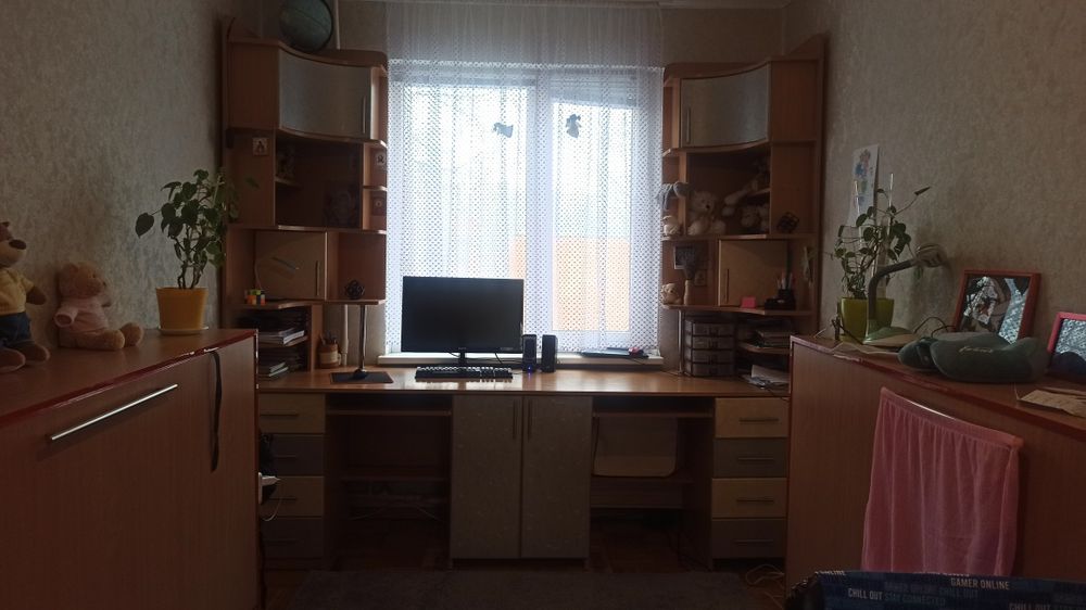 Письмовий стіл для двох
