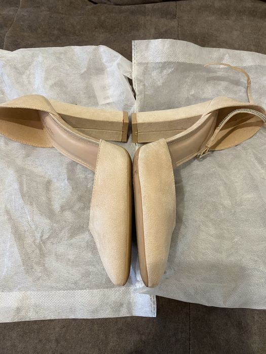 Взуття на підборах