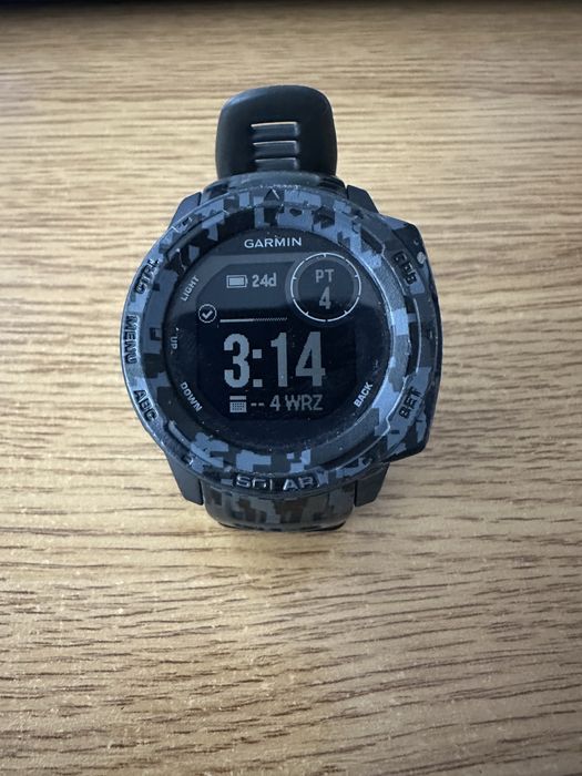 GARMIN Instinct Solar Camo