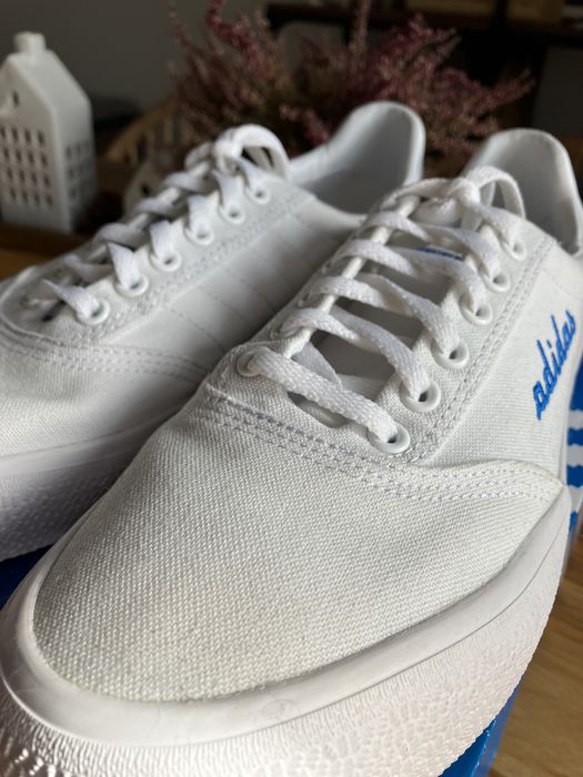 Buty męskie adidas 44 3MC FX8506