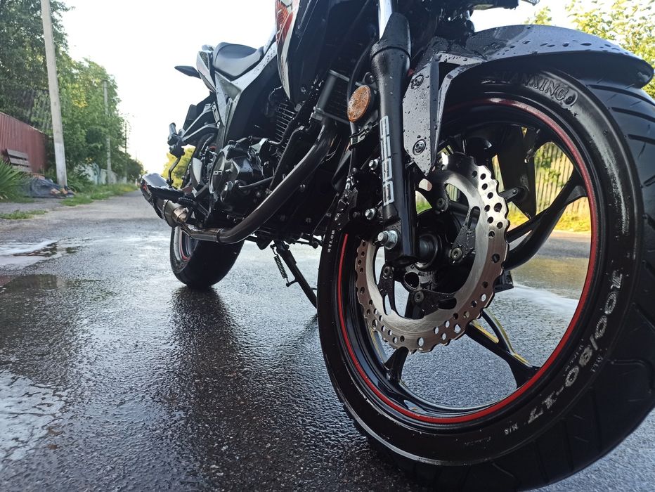 Продам мотоцикл Geon CR6 250