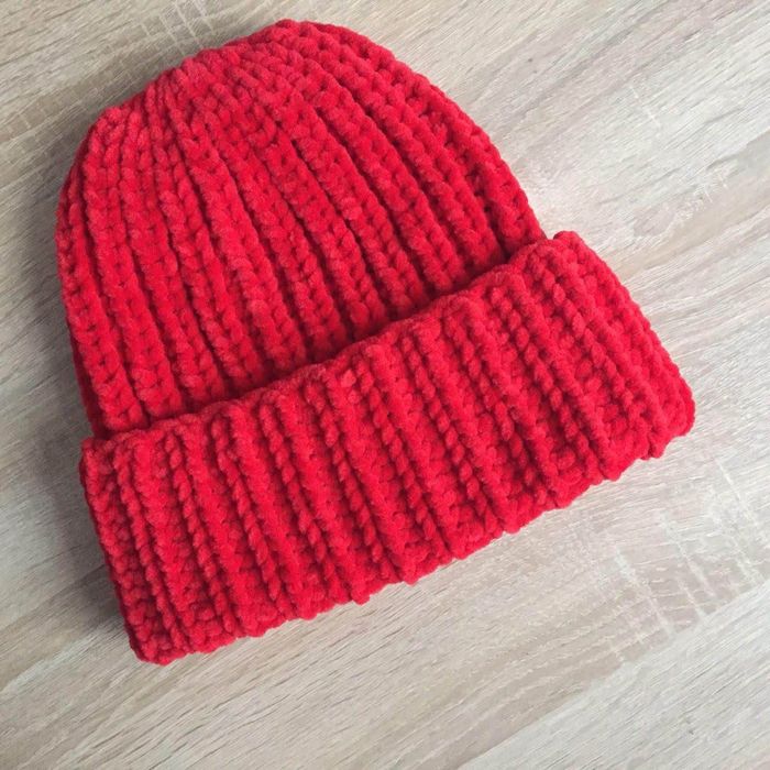 Шапка велюр плюш бордовая красная ручная работа разные цвета