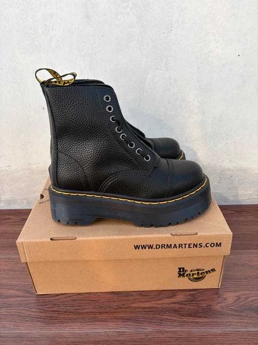 Dr.Martens Black platform boots R.38
