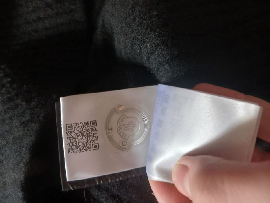 Світер Moncler жіночий орігиніла