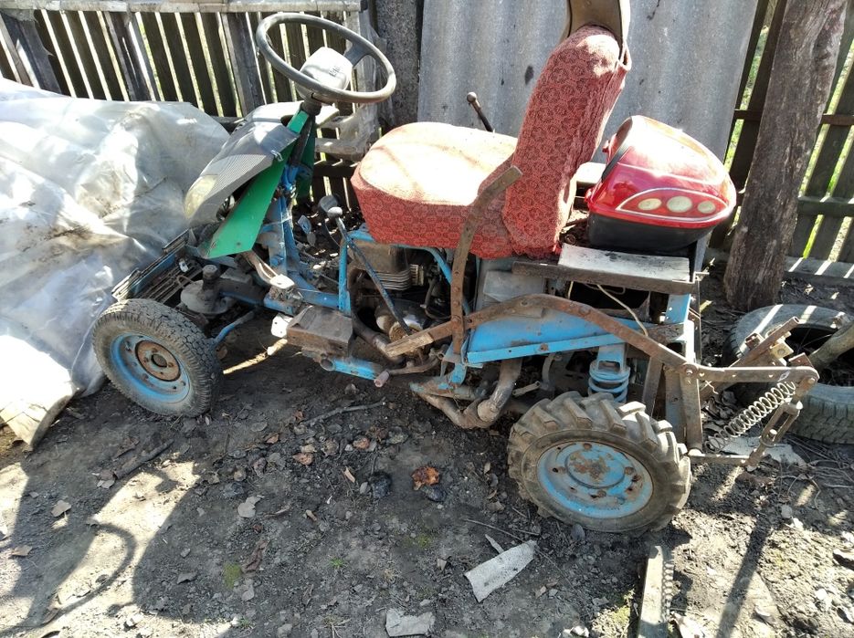 Мини трактор МУРАВЕЙ