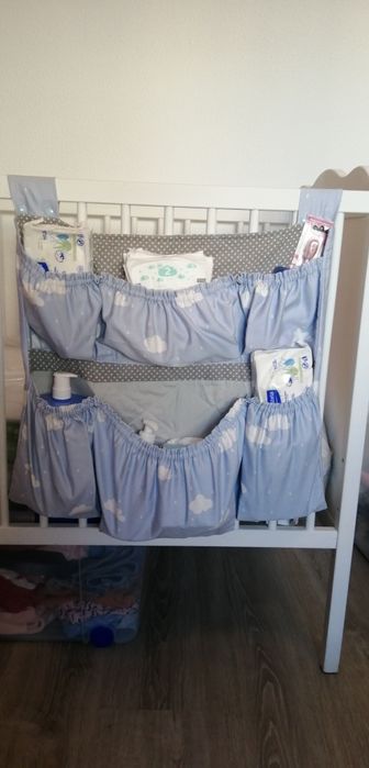 Porta fraldas para pendurar