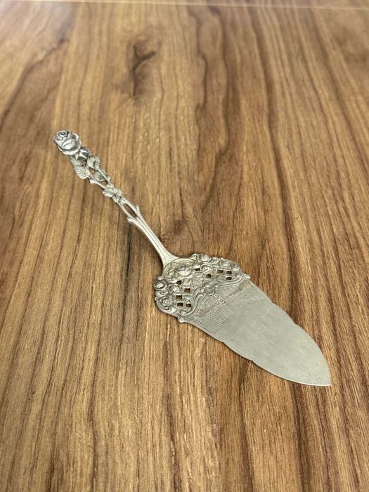 Unikatowa Srebrna Łopatka do Ciasta Srebro 800
