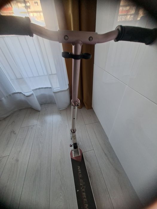 Hulajnoga dla dziewczynki