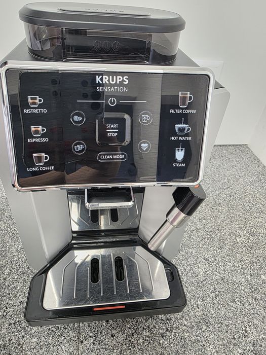 Máquina de Café Automática KRUPS EA910E10 Sensation