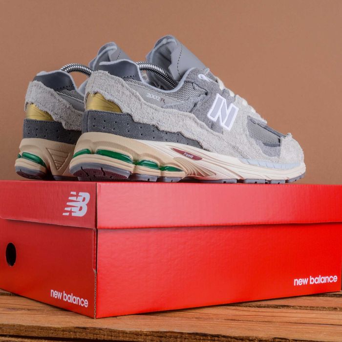 (1842) Чоловічі Кросівки New Balance 2002R сірі з вставками (41-45)