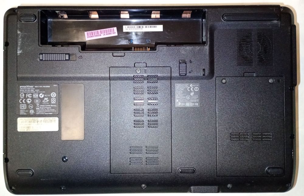 ноутбук Acer Emachines 525 повний комплект