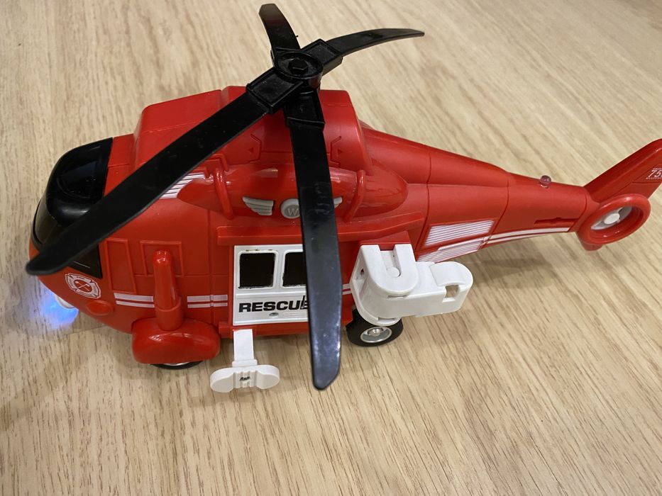 Вертоліт іграшка дитячий з звуком і світлом