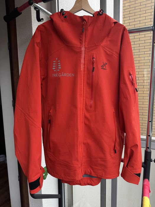 RevolutionRace Aphex Pro RECCO Hooded Shell Jacket Red Mens L