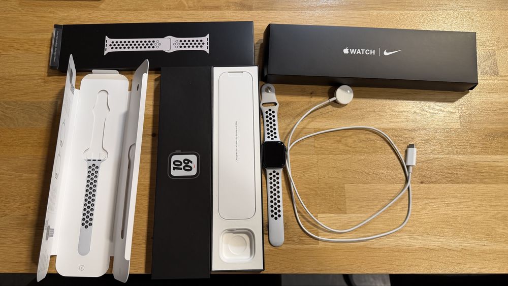 Apple watch SE cellular nike