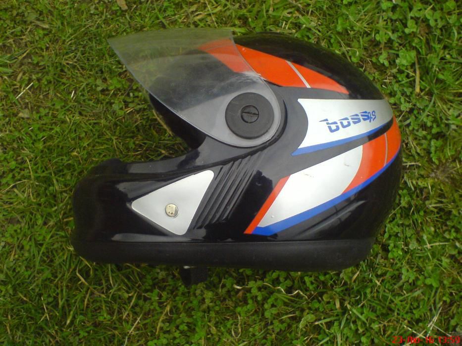 мотоциклетний шолом