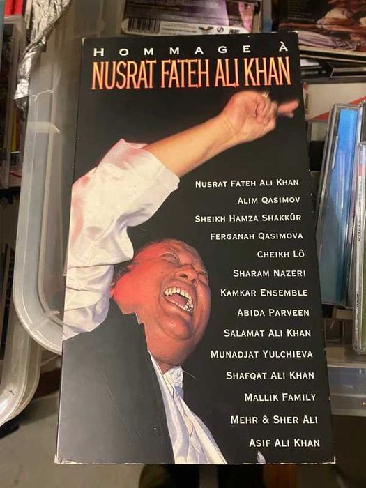 3 CD Duplos - World Music, Nusrat Fateh Ali Khan, etc