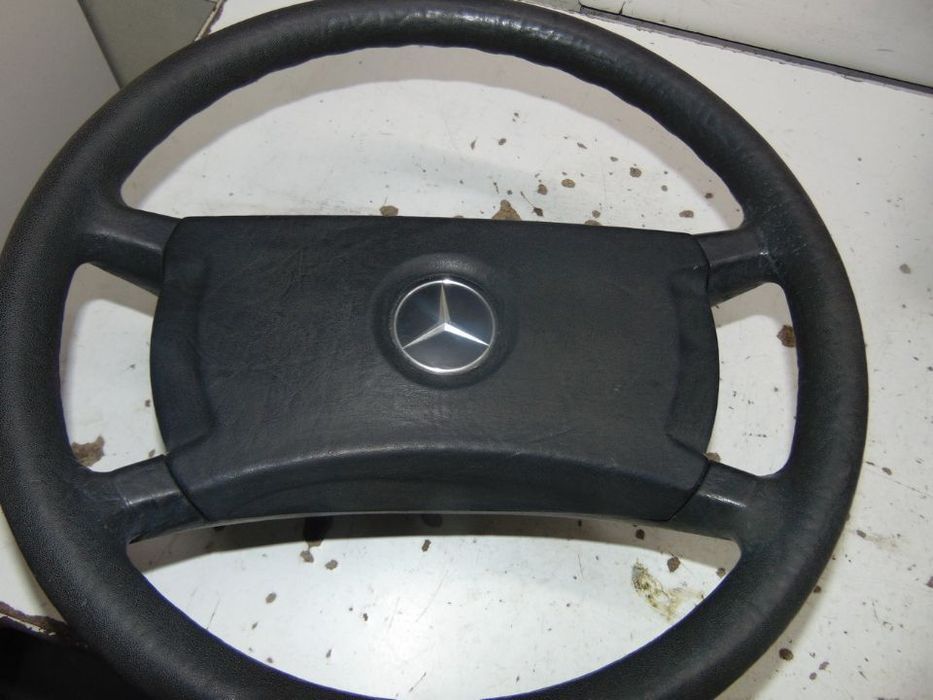 Mercedes 190 e VW sharan volantes