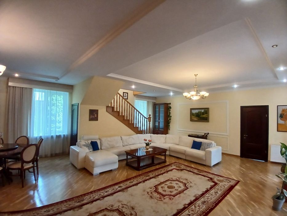 Продам будинок по вул. Теремнівській в м. Луцьк.