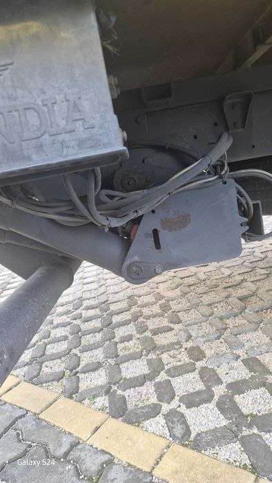 Plataforma elevatória traseira de camião 1500kg