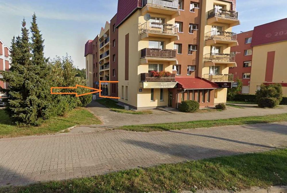 Lokal Usługowy Gabinet Biuro Iława ul. Kopernika z osobnym wejściem z poziomu chodnika 30m2 do wynajęcia