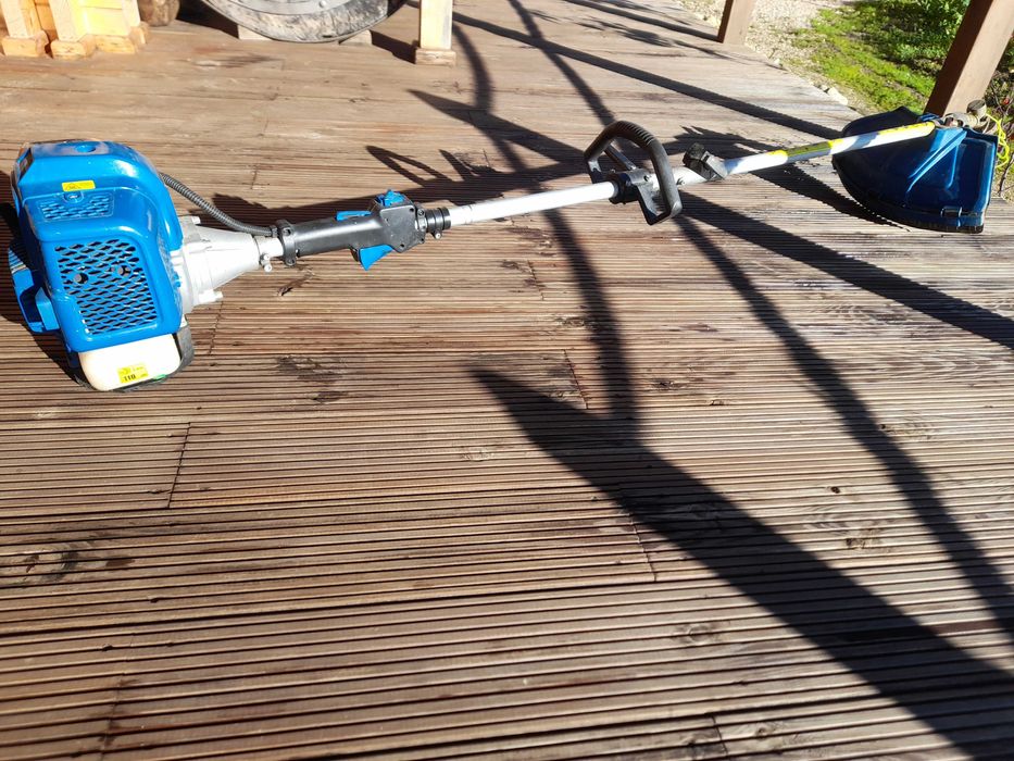 Ferramenta agrícola -Motorroçadora 3 em 1