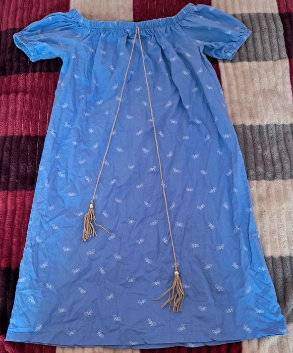 Голуба сукня дівчача