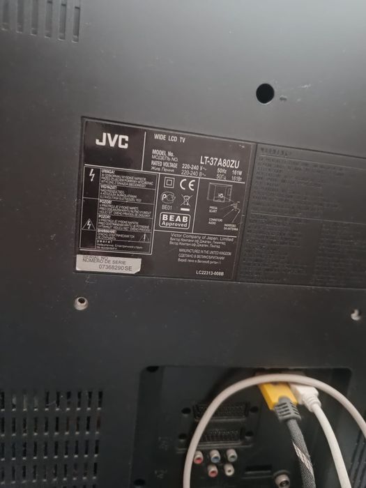 Telewizor LCD - JVC 37 cali