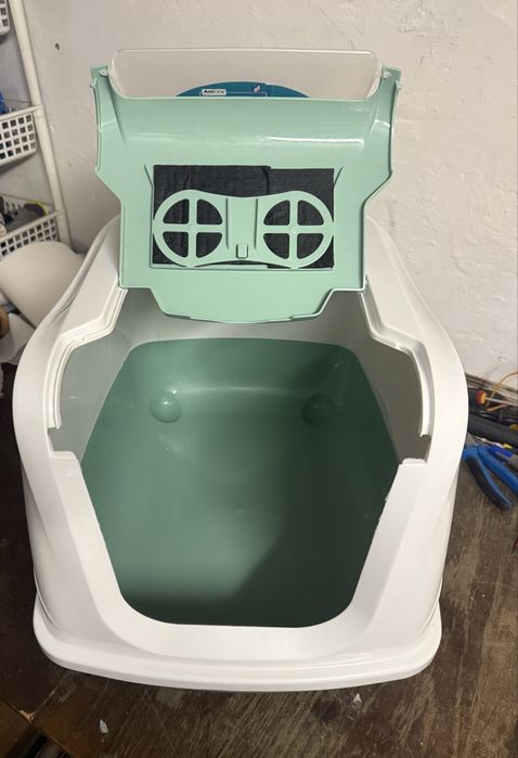 Duza kuweta dla kota dowóz