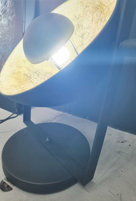 Candeeiro Moderno Preto e Dourado