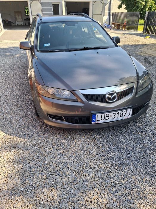 Samochód Mazda 6