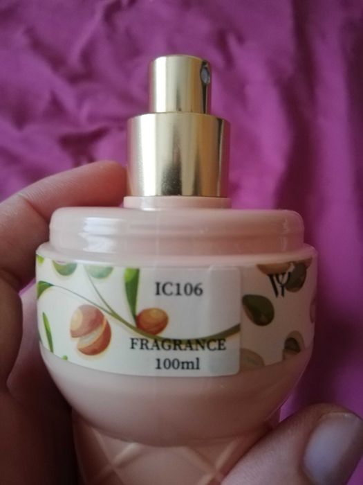 Yummy Pistachios woda toaletowa 100ml w kształcie lodów
