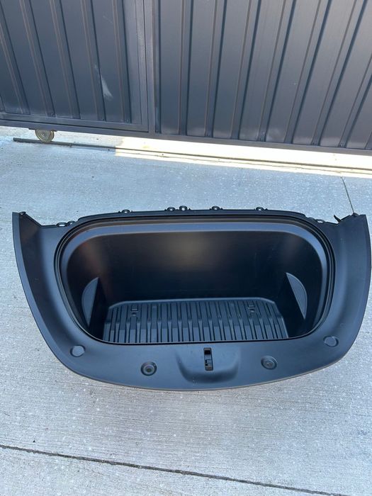 ОРИГІНАЛ Бокс (корито,ванна) передній Tesla model Y - 1492606-00-C