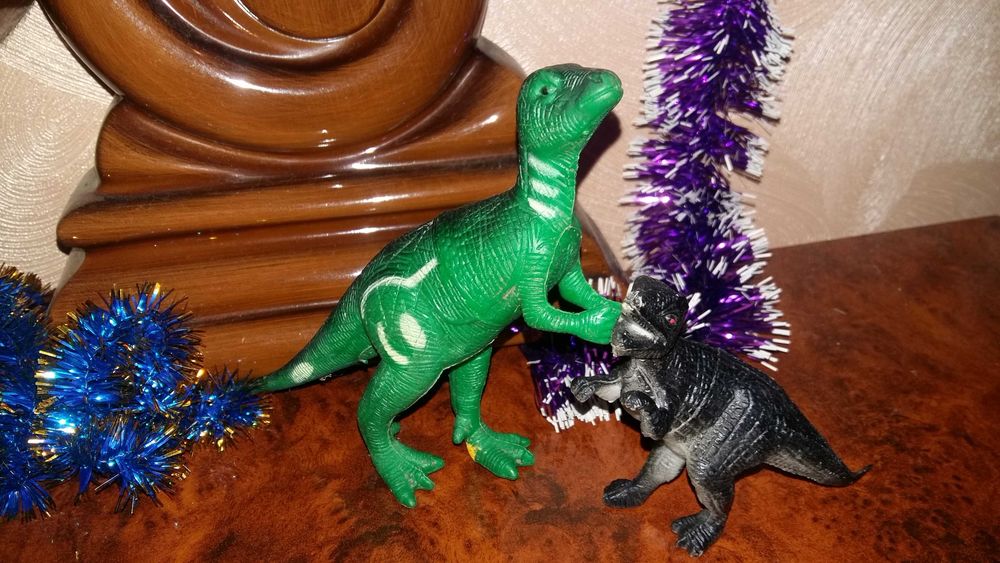 Пінгвін і динозаври