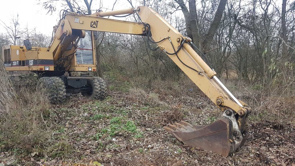 Usługi koparką, mini koparką. Wykopy, instalacje zewnętrzne  wod-kan,