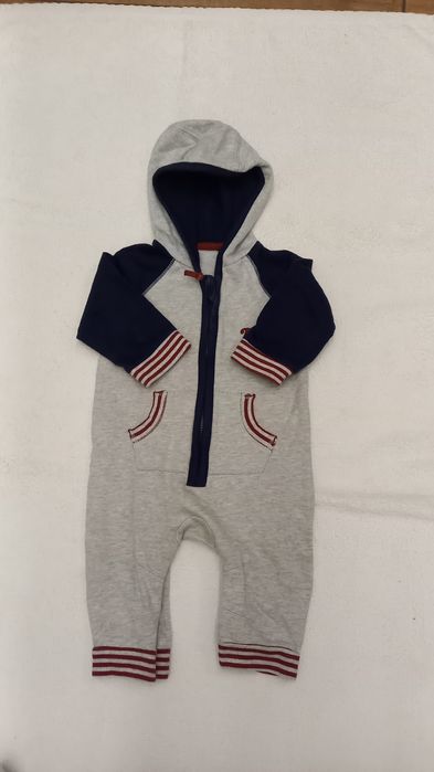 Paka dla chłopca.Rozmiar 62-68(11 sztuk)