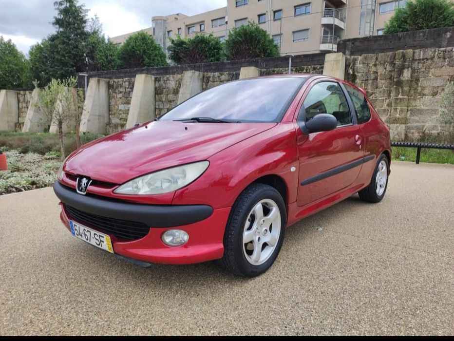 Peugeot 206