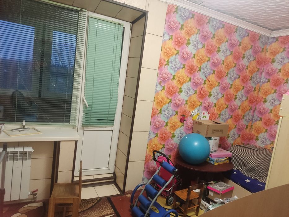 Продам 2-х кімнатну квартиру